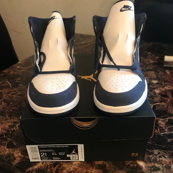 The Air Jordan 1 co.jp “Midnight Navy” Sz. 2.5Y - Picture 6 of 8
